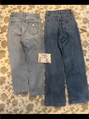 Women’s Straight Jeans - Light Blue & Dark Blue Washes